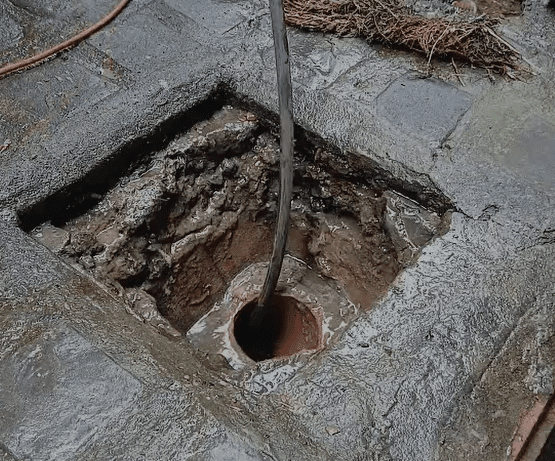 How do you unblock a badly blocked drain: professional hydro jetting equipment clearing a main sewer line in Johannesburg
